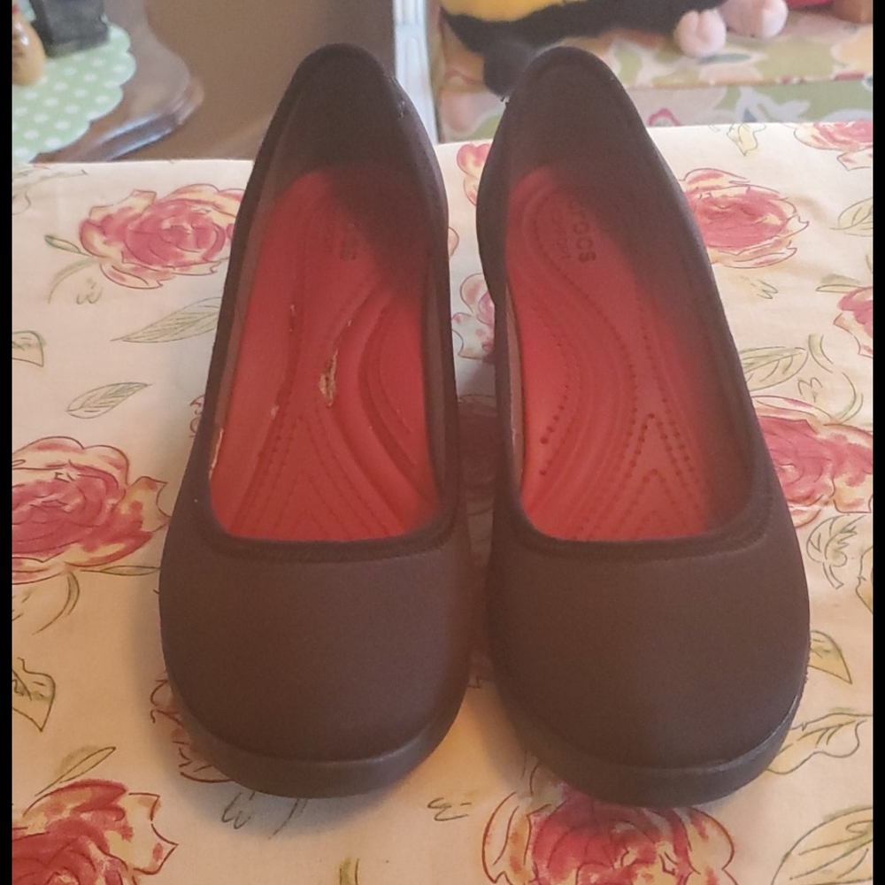 Crocs dual comfort wedges